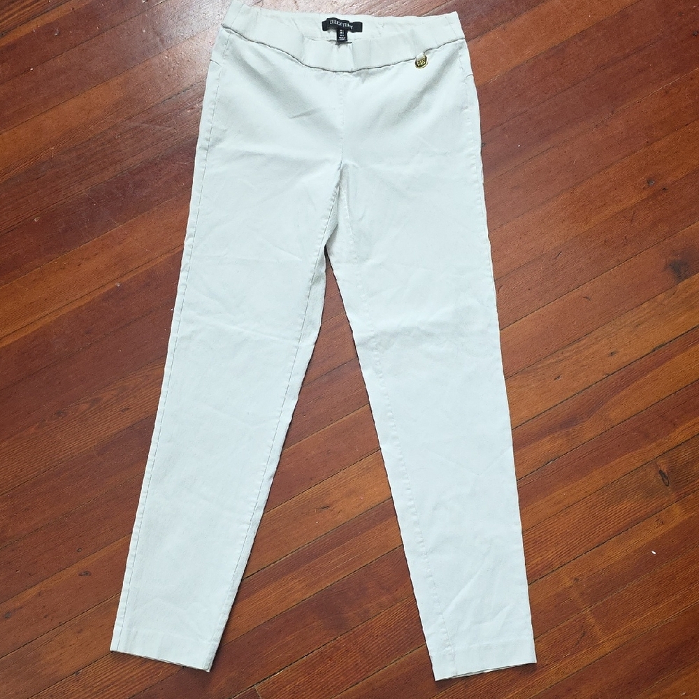 Ellen Tracy White Pants with Gold Accent